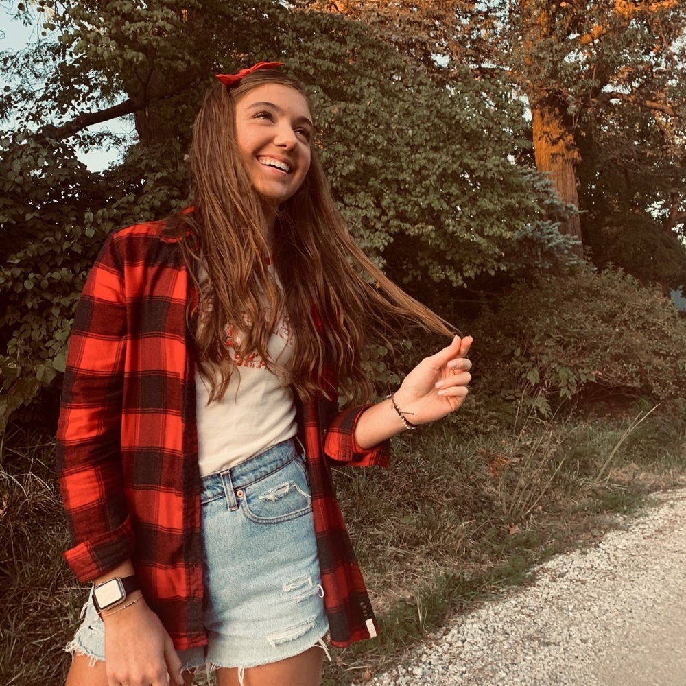 Meet your Posher, Megan